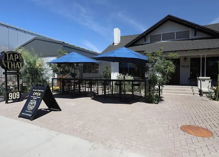 Dtph Modern Designer - Pool & Parking - Phoenix
